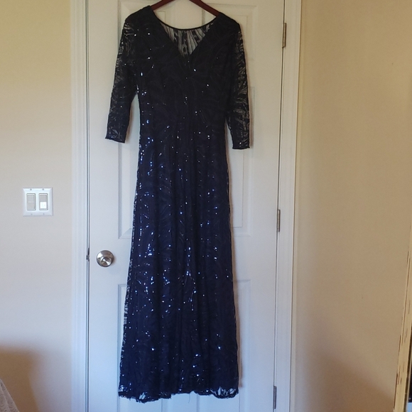 Party dress - Picture 2 of 6